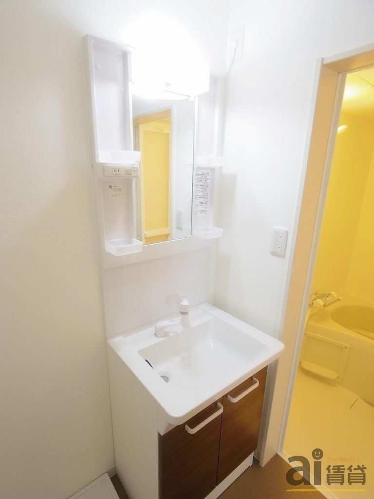 洗面設備　※同施工参考写真