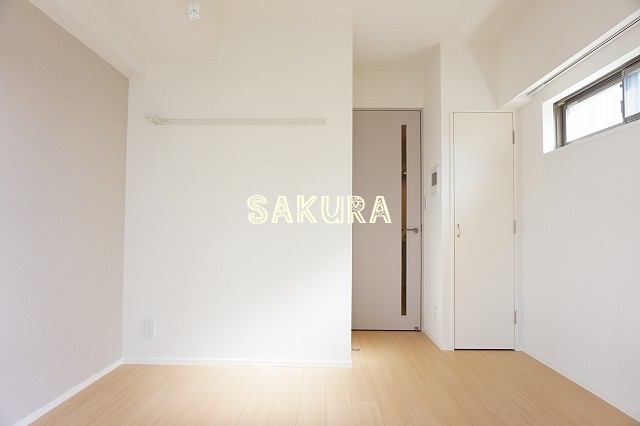 居室・リビング　開放感のあるゆったりとしたお部屋です♪