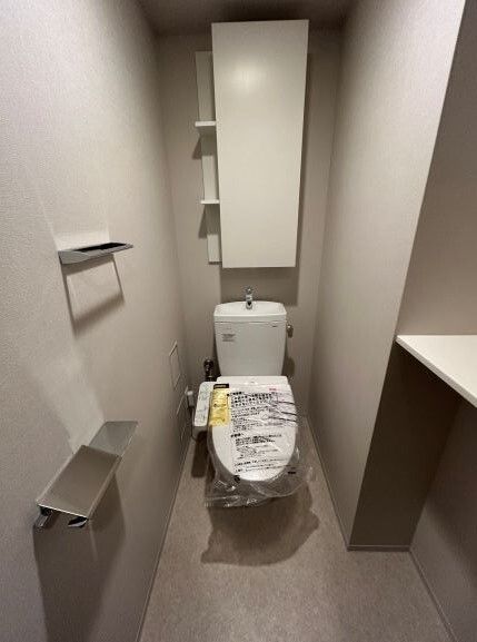 トイレ　落ち着いたトイレです