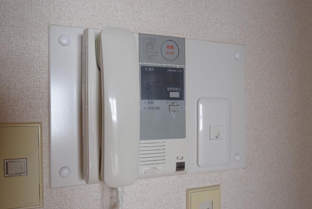 セキュリティ　カメラ付インターホン