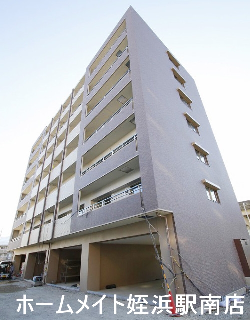 建物外観　★今宿駅５分の築浅物件！★