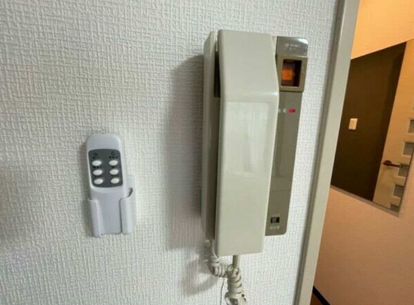 セキュリティ　同物件内別号室の写真になります