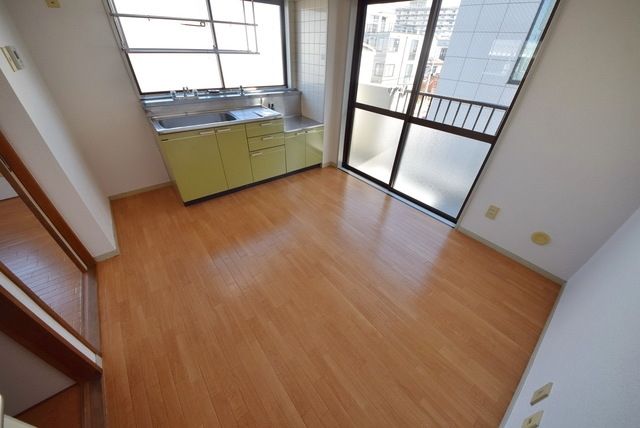 居室・リビング　別部屋参考写真