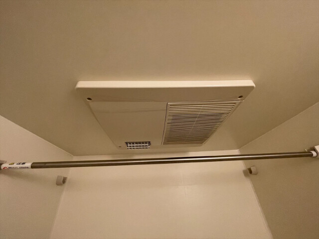 その他　浴室乾燥機付き