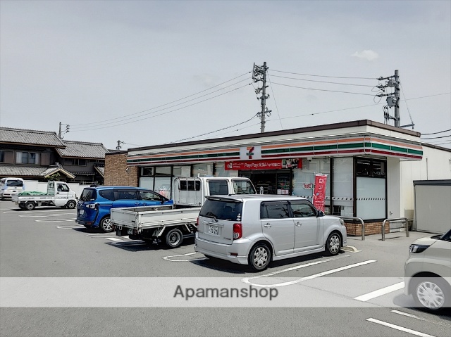 コンビニ　セブン－イレブン東浦石浜駅西店（コンビニ）まで638m