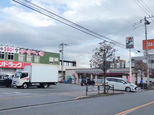 コンビニ　セブンイレブン　福生駅東店（コンビニ）まで224m