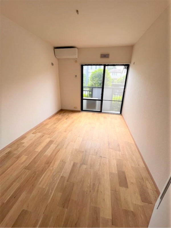 居室・リビング　※他部屋参考写真