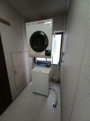 その他共有部分　共有洗濯機あり