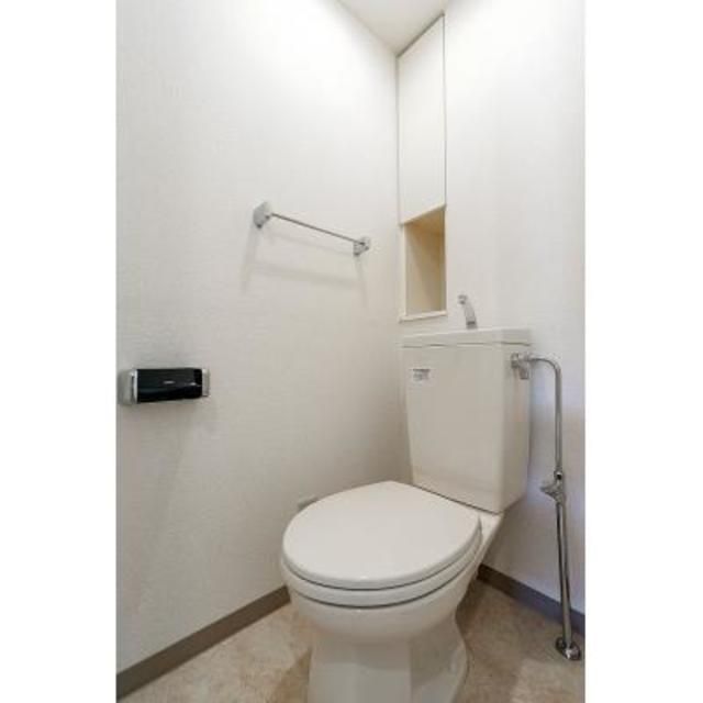 トイレ　※写真は同タイプ住戸です。