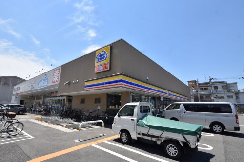コンビニ　ミニストップ 平野瓜破西店（コンビニ）まで175m