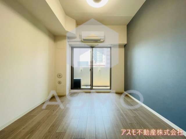 居室・リビング　同マンション別部屋参考写真
