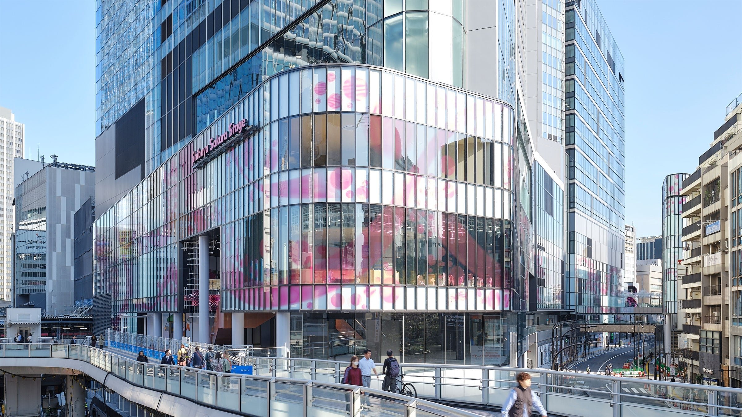 ショッピングセンター　Shibuya　Sakura　Stage（ショッピングセンター）まで536m