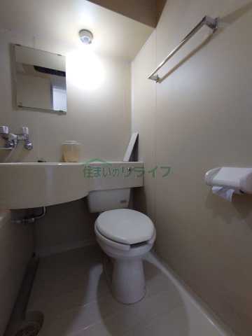 トイレ　シャンベール若松町