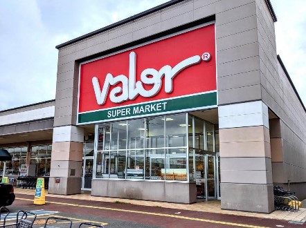 スーパー　バロー　水口店（スーパー）まで1800m