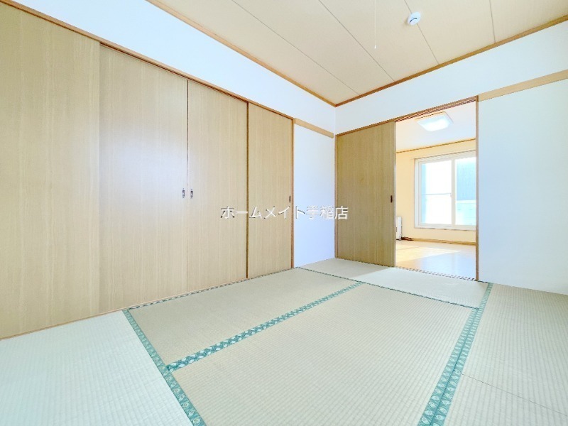 その他部屋・スペース　明るい和室、寝室にどうぞ♪