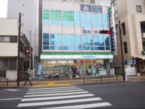 コンビニ　ファミリーマート船橋駅北口店（コンビニ）まで221m
