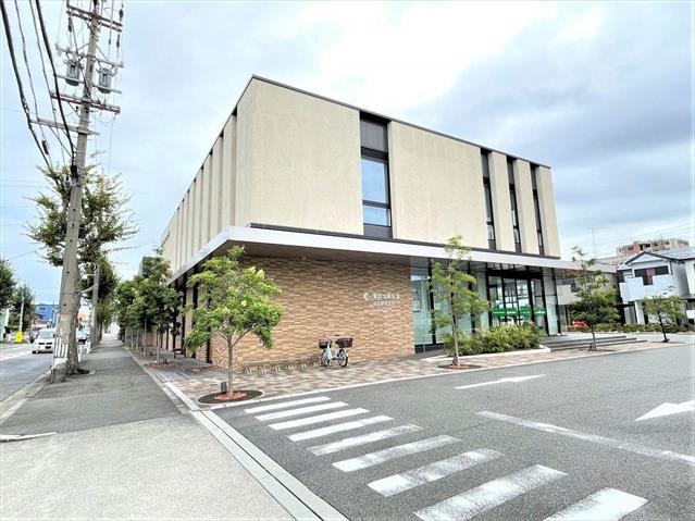 銀行　蒲郡信用金庫名古屋南支店（銀行）まで106m