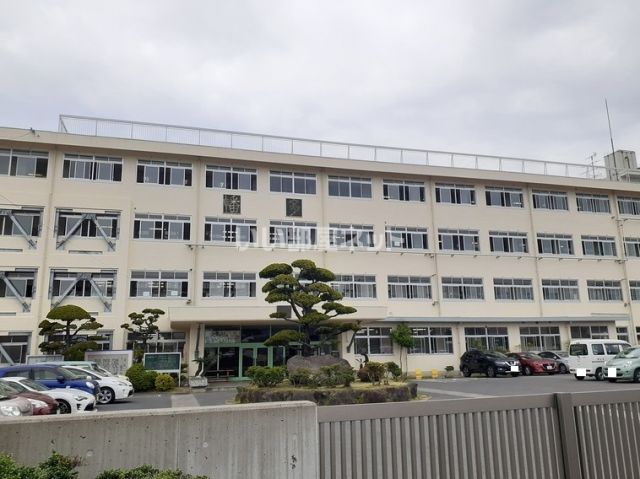 小学校　岡山市立幡多小学校（小学校）まで583m