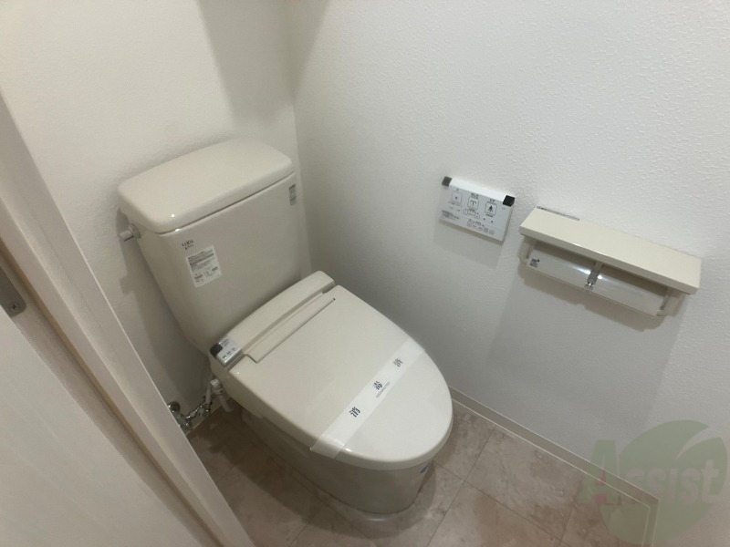 トイレ　ウォシュレット機能がついたトイレ。安心して使用できますね。
