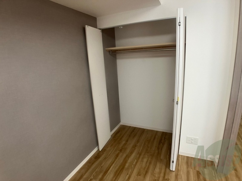 収納　寝室の収納です。部屋がすっきり片付きます。