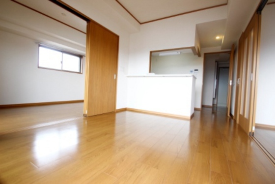 居室・リビング　※別部屋の写真です