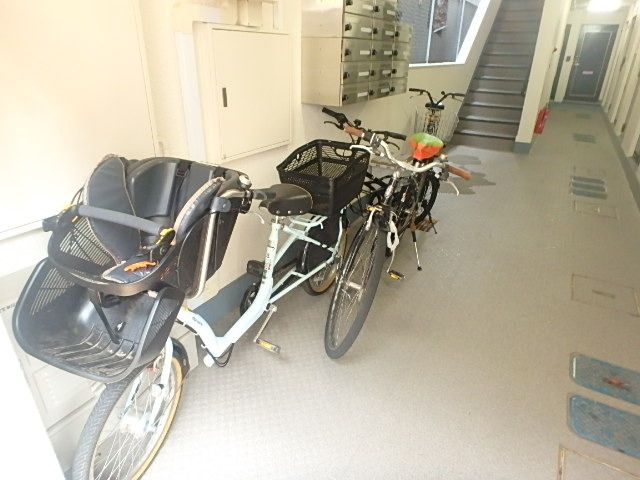 その他　駐輪場