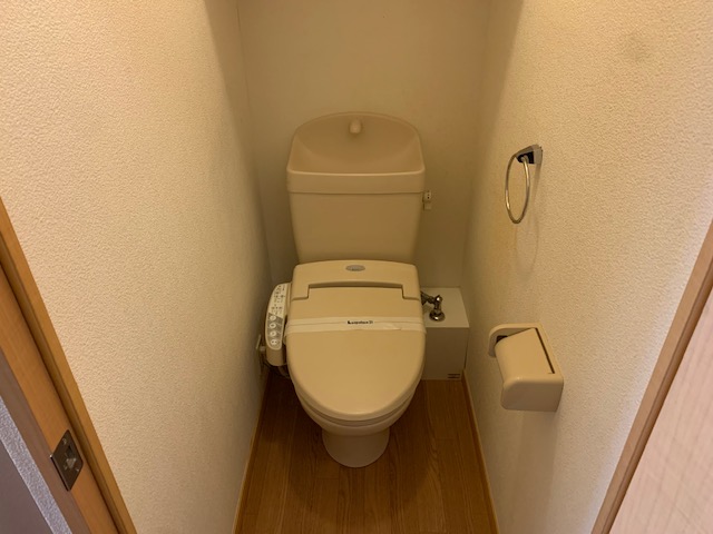 その他　温水洗浄便座設置