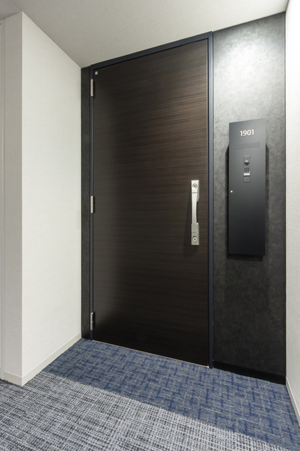 玄関　※写真は同タイプ住戸です。