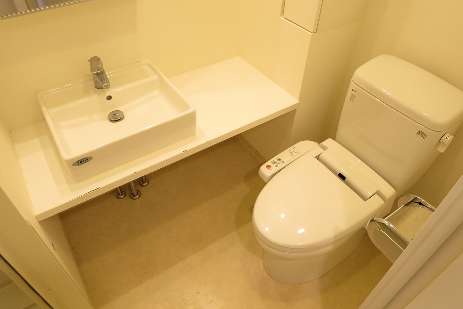 トイレ　落ち着いたトイレです