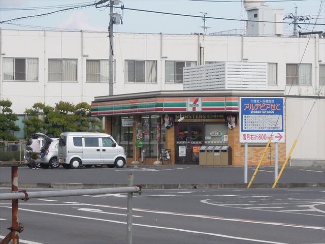 コンビニ　セブンイレブン　瀬戸店（コンビニ）まで5300m