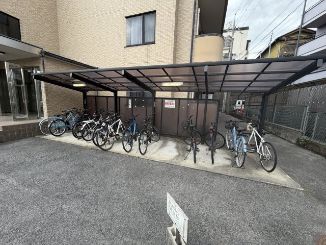 ＪＲ東海道本線 瀬田駅 徒歩11分 3階建 築26年の外観写真