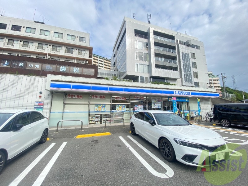 コンビニ　ローソン 神戸名谷町梨原店（コンビニ）まで2124m