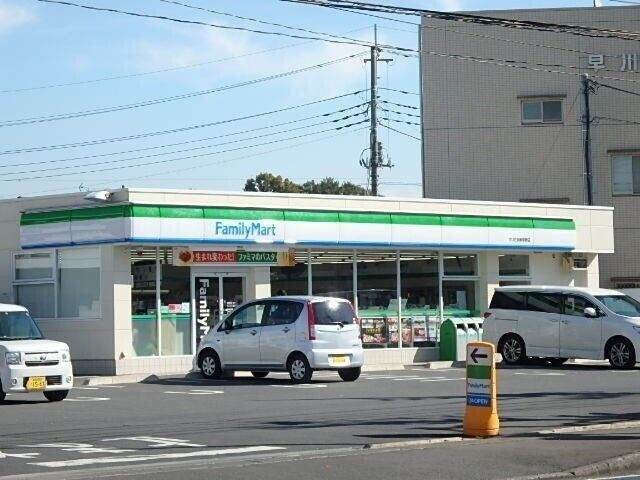 コンビニ　ファミリーマート大宮御蔵店（コンビニ）まで680m