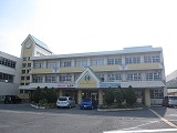 中学校　土呂中学校（中学校）まで293m