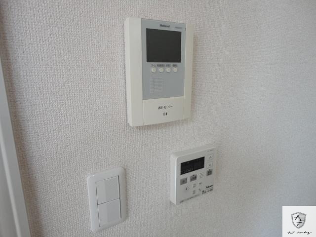 セキュリティ　カメラ付インターホン