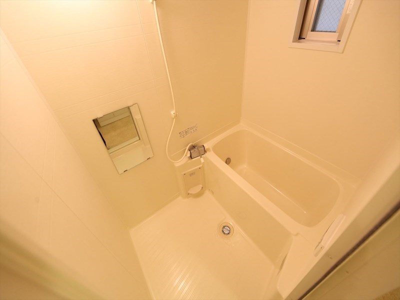バス・シャワールーム　浴室暖房乾燥機付　追い焚き・オートバス機能付お風呂