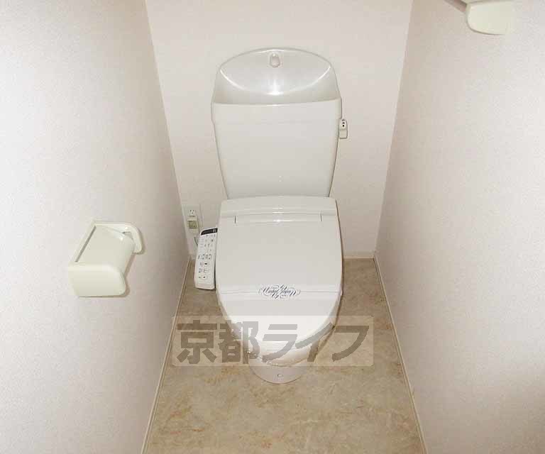 トイレ　ウォシュレット付き！