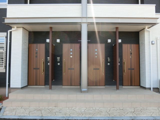 エントランス　お部屋へはこちらからどうぞ