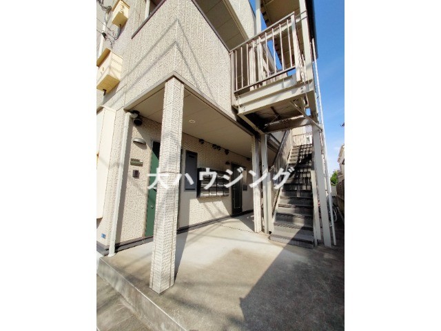 エントランス　５月１５日撮影！！　その他部屋写真もございます