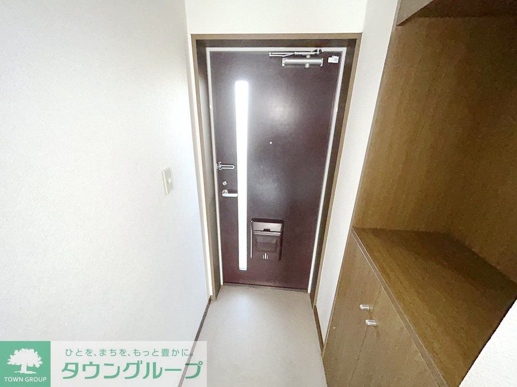 玄関　同建物別号室