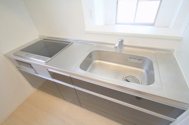 キッチン　※同建物の類似写真となります。