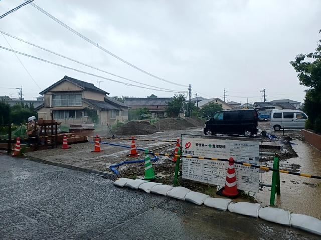 建物外観　※建築中