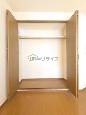 収納　ラルゴ西早稲田　102号室※クリーニング前の写真です。