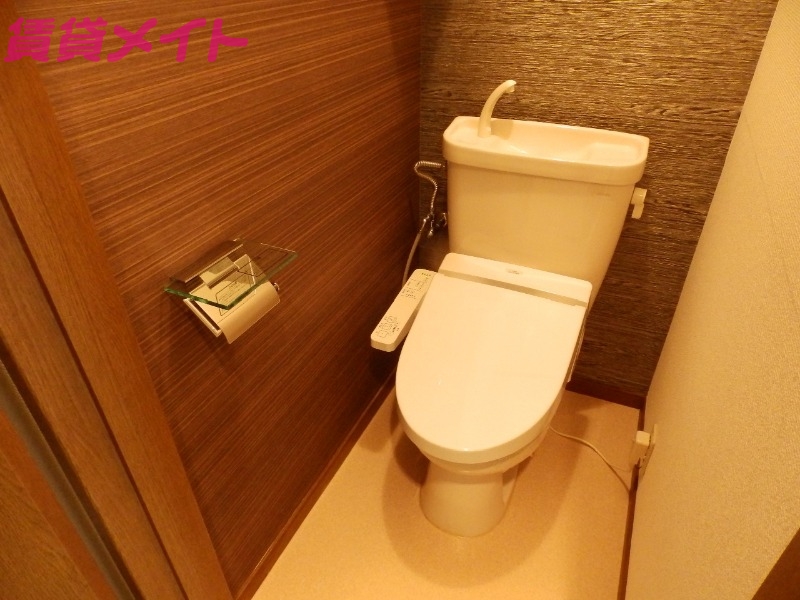 トイレ　別部屋参考写真です