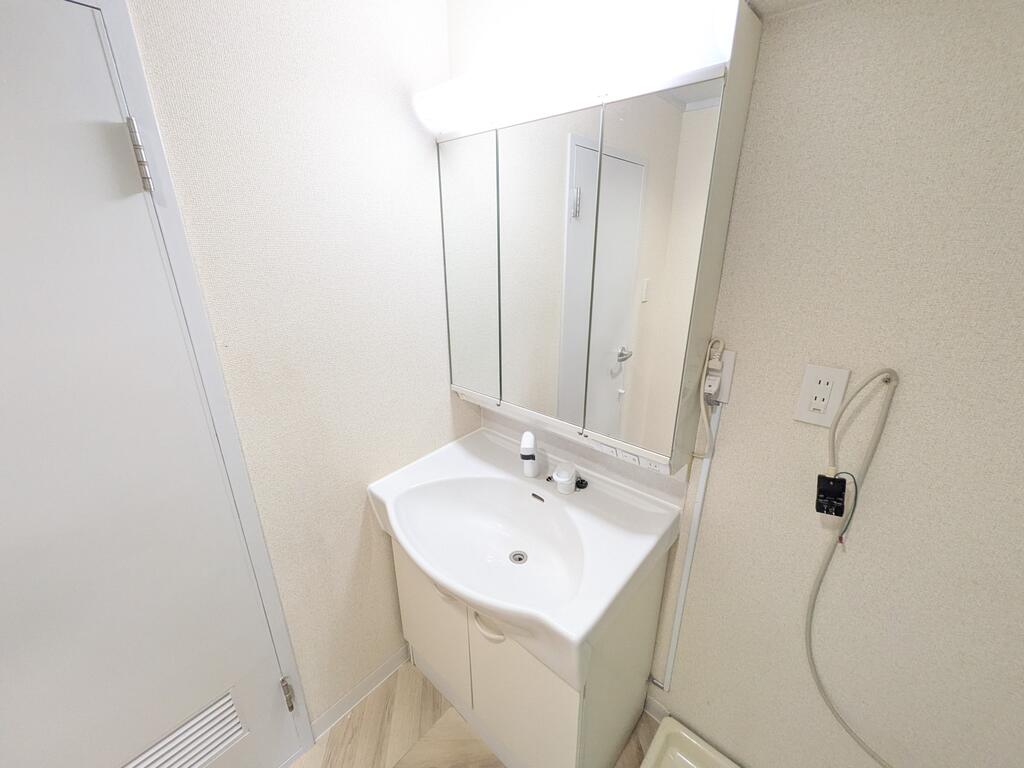 三愛荒江マンションの内装写真