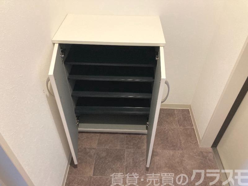 玄関　シューズボックスあり♪