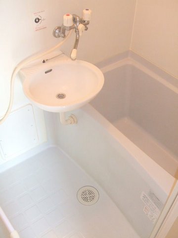バス・シャワールーム　バス・トイレ別