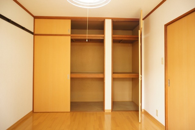 収納　図面と現状に相違がある場合には現状を優先