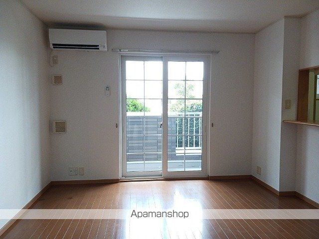 アムールCの居間写真