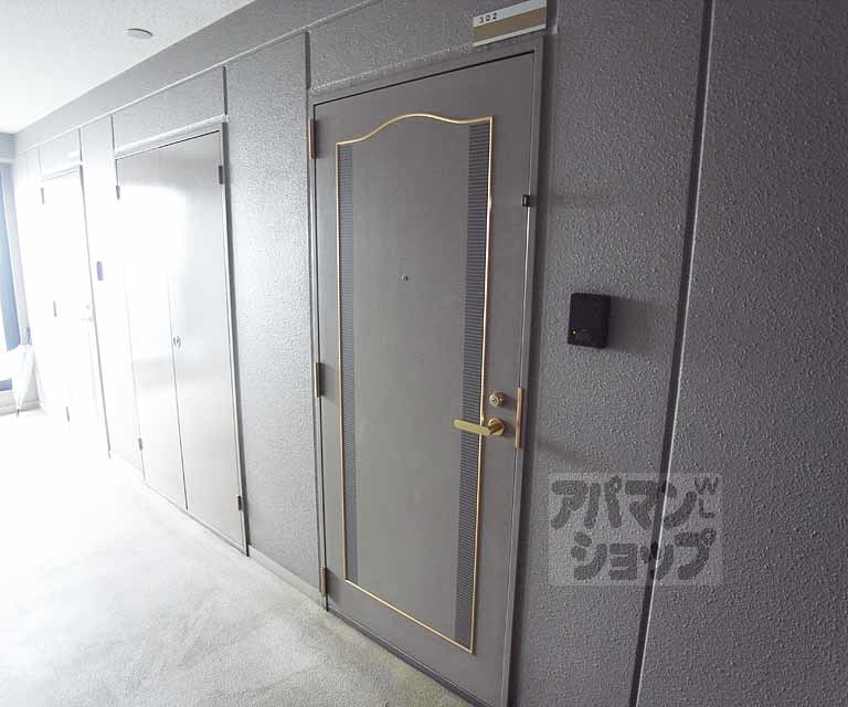 その他設備　玄関ドアです。